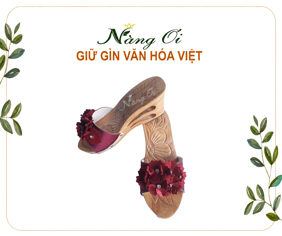 Guốc chạm 2 giọt nước ở gót và lòng guốc được chạm bông hoa cúc